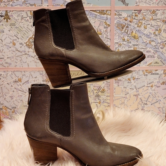 Aquatalia Booties - Picture 2 of 7